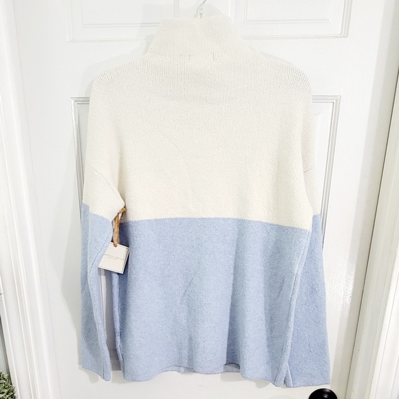 Christian Siriano Large Snowflake Print Long Sleeve Sweater Size M - Picture 6 of 7